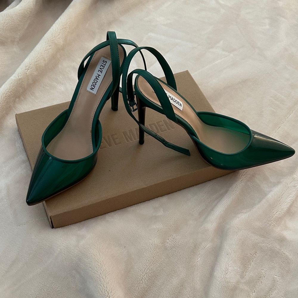 Steve Madden Emerald Slingback Heels - Picture 2 of 3